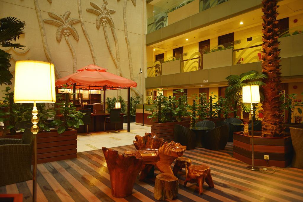 Vili International Hotel Guangzhou Buitenkant foto