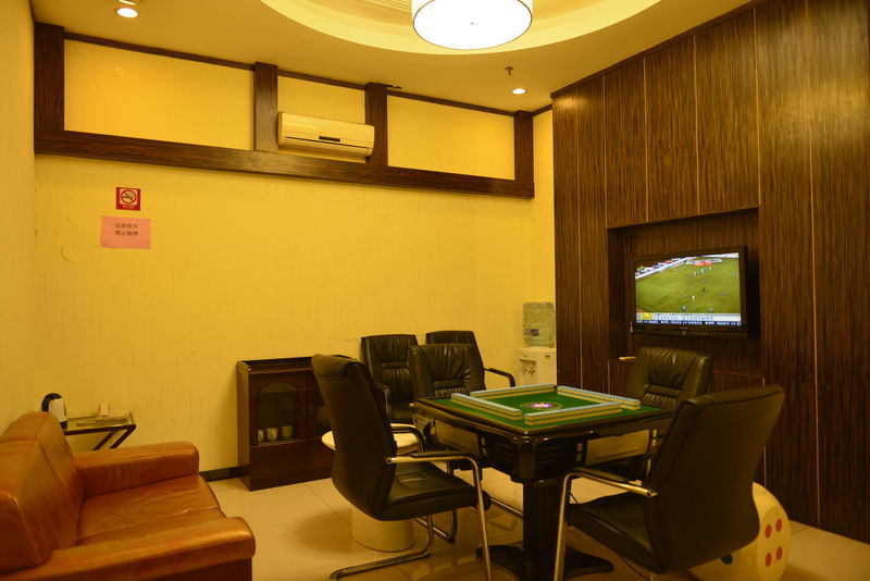 Vili International Hotel Guangzhou Buitenkant foto