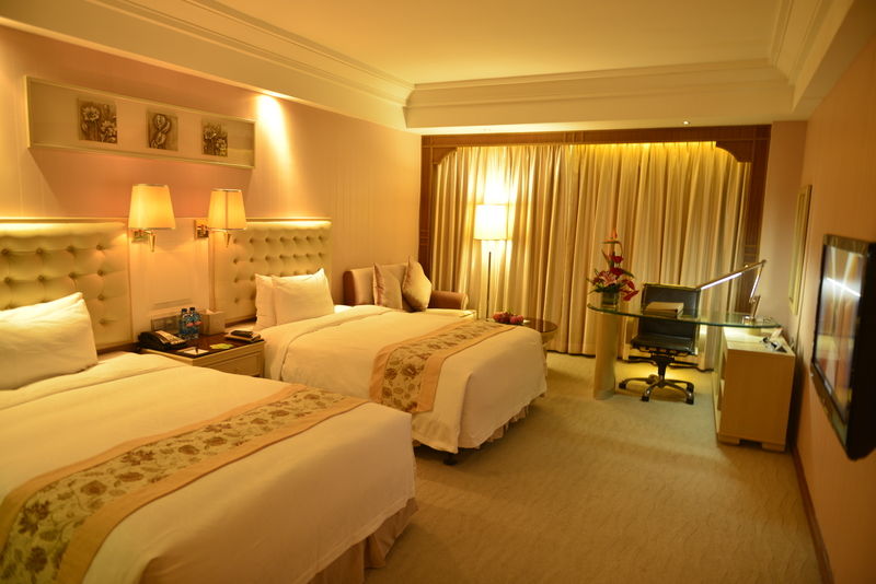 Vili International Hotel Guangzhou Buitenkant foto